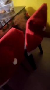 2 /4 Pcs Christmas Chair Cover Santa Claus Cap Chair Back Covers Red Hat Non-woven Washable Chair Seat Cover Set Dining Room Banquet Christmas Design  Universal Size Party Home Decor New Year Decoraciones