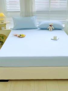 Bedsheet Single / Double / Queen / King Plain Fitted Bedsheet with Garter (Excluding Pillowcase)