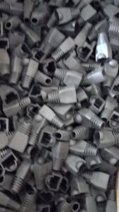 Plugboot Isi 100 Pcs Karet Konektor UTP RJ45 Plug Boot Pelindung Sarung Cover RJ 45 LAN