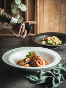 Retro Japanese Ceramic Dinnerware Creative Simple Home Commercial Use Western Sushi Plate Shallow Platter Nordic Style Dish