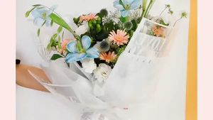 20 Lembar Kertas Buket Cellophane Flower Wrapping Kertas Kado Hand Bouquet KB6124