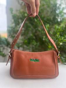 Túi 2hand đeo vai cực xinh nhà ChristiaDanial của Ý -T664