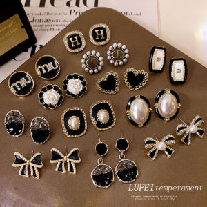 Black Earrings for Women Small Fragrant s925 Stud Earrings Fashion French Pearl Women Earrings for Party