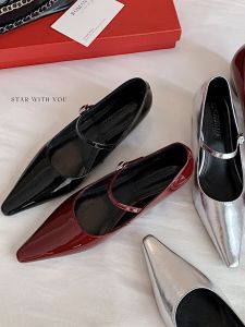French Pointed Toe Mary Jane High Heels Spring Womens Single Shoes Inner Heightening One Row Buckle Chic Casual Fashion