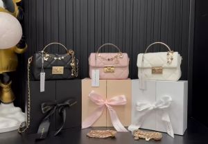 hộp quà tặng túi xách nữ size 19cm x 14cm x 6cm CK17-...71661