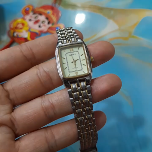 Đồng hồ nữ Script mặt h&igravenh chữ nhật second hand si nhật- đ&atilde qua sử dụng