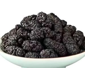 Dried mulberries freshly brewed tea 500g water   桑葚干