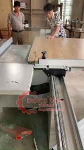 Máy cưa bàn trượt K3200C