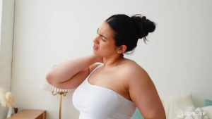 Shiatsu Back Neck Massager Deep Kneading Shoulder Massager Waist Massage Pillow for Home