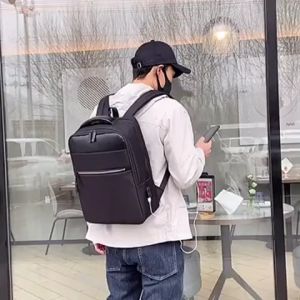 Tas Ransel Laptop Bisnis Travel High Quality Trendi Pengisi Daya USB Waterproof