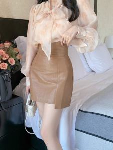 กระโปรงสั้นทรงเอ PU สีกรมท่า สำหรับผู้หญิง ดีไซน์เอวสูง ทรงไม่สมมาตร กระโปรงหนังเข้ารูป กระโปรงสั้นทรงเอ เอวสูง แฟชั่นฤดูร้อน