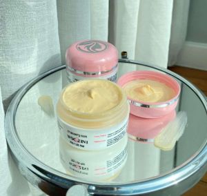Cream WSC 2in1 BPOM Glowing Whiteing Free Gift