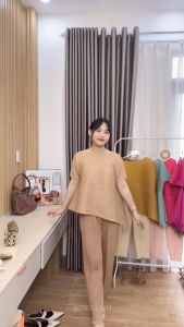 Quần dài lưng chun được thiết kế trên nền vải thun xếp ly co giãn nhiều chất dày tôn dáng - 55Kg.Linh