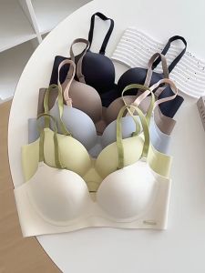 Bra BH Seamless Fashion Peacock Women Bra Tanpa Kawat YBH14