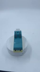 New Style Gate Knife 2P 32/63A Load Gate Knife PV Universal Switch Link