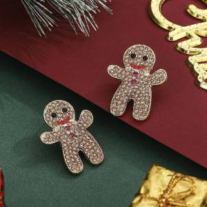 ต่างหูโลหะผสมประดับเพชรคริสตัลรูปขนมกินเนียร์คริสต์มาส ต่างหูรูปผีเสื้อสุดเก๋ เครื่องประดับแฟชั่น เครื่องประดับแฟชั่น