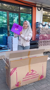 Pengki Sisir Nirmala BOOM BOOM CLEAN | Serokan Sampah Ungu Serbaguna | CIkrak Sampah Gagang Ungu