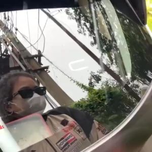 Label Tag Mobil - Variasi Penutup Pintu Bagasi - Hiasan Stiker Lego Mobil Viral