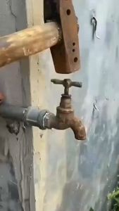 Dụng cụ lấy ống nước gãy mũi tháo ren 1/2 và 3/4