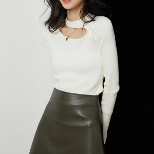 สไตล์ฝรั่งเศส คอกลวง เสื้อสเวตเตอร์ ผู้หญิง ดีไซน์ เสื้อเบสที่ไม่ซ้ําใคร ทันสมัย สวมใส่ด้านใน อ่อนโยน กระดูกไหปลาร้าถัก เสื้อท่อนบน