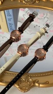 【Free Gift Box】New Korean elegant watch popular round dial Fashion light strap Simple retro charm women gift