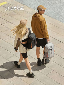 GYXX | Outdoor Hiking & Climbing Backpack Suitable for Carrying Laptop