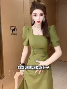 ชุดเดรสยาวคลุมเข่าแขนสั้นทรงเอเอวสูงสไตล์เกาหลีสำหรับผู้หญิงในฤดูร้อน ชุดทำงานสีพื้น ทรงเข้ารูป คอเหลี่ยม แขนพอง