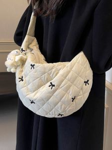 Korean Style Pleated Womens Bag 2025 New Fashion Bubble Large Capacity Dumpling Crossbody Commuter Bag Soft Polyester Material