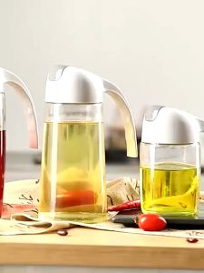 BOTOL MINYAK KACA 630ML / OIL POT TEMPAT MINYAK TUTUP ANTI TUMPAH