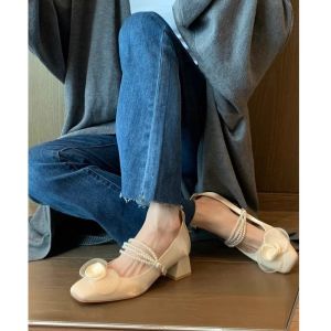 รองเท้าส้นเตี้ย Mary Janes สีขาว รองเท้าแต่งงาน รองเท้าส้นเตี้ยสวมใส่สบาย สายรัดข้างเดี่ยว ส้นหนา สำหรับผู้หญิง ฤดูใบไม้ผลิและฤดูใบไม้ร่วง