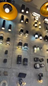 โคมไฟกิ่งโคมติดผนัง ไฟติดกำแพงWALL LAMP รูปทรงทันสมัย สินค้าคุณภาพสูง ทนทานมีไฟในตัว