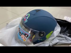 หมวกกันน็อคเด็กยอดนิยม หมวกกันน็อคเต็มใบ ลายการ์ตูนไดโนเสาร์ 7 สี เหมาะสำหรับเด็กอายุ 3-14 ปี เลนส์ใสพิเศษกันลม