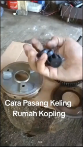 Treker pemasang  keling kopling new