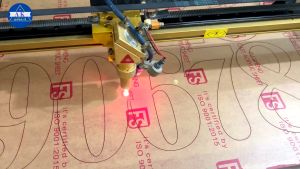 Cắt Số chữ mica màu đỏ cao 40cm dày 2mm theo yêu cầu dán tường dán bản quản cáo dán bản số xe số nhà