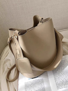 Fashionable Bucket Bag Womens Handbag Crossbody Bag Single Shoulder Retro Style Versatile Bag Soft PU Leather Casual Bag