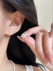 YUCOO | Bông Tai Hoa Trống S925 Bạc