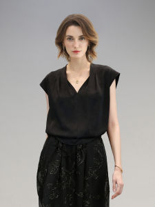 COCO BELLA | Luxury Satin Sleeveless V-Neck Work Shirt Black