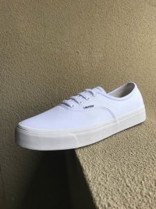 Couples Pure White Low Top Canvas Sneakers Casual Sports Shoes Thick Bottom Student Shoes Men Women Leisure Footwear