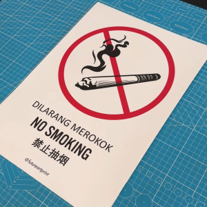 No Smoking. Dilarang Merokok. 禁止抽烟. Premium Sticker Prohibition Sign. Prohibited Notice Signage. Laminated Waterproof Scratch Resistant. Suitable for Indoor and Outdoor. Retro Special Unique Exclusive Design.
