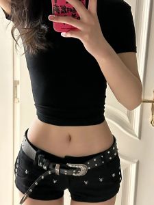 Eo Thấp Màu Đen Denim Quần Short Quần Đùi Nữ Thon Gọn Hot Quần Mỹ Cay Đậm Y2K Ôm Mông Quần Jean Đinh Tán Thiết Kế Cotton Vải Bông Co Giãn Denim