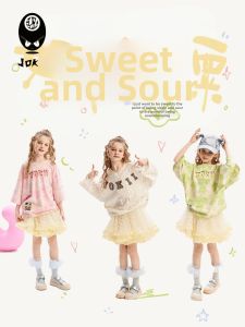 Girl Fashionable Clothes Spring and Summer