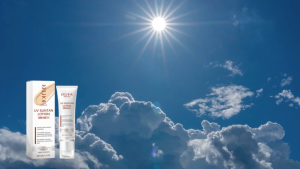 Facial sunscreen SPF40 PA+++ antioxidant waterproof UV protection oil control refreshing and moisturizing gentle sunscreen.