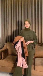 ONE SET RAJUT KENIT KERUT PINGGANG SETELAN RAJUT WANITA DENGAN MOTIF KERUT