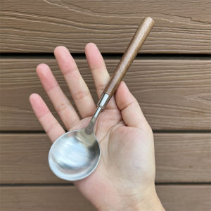 Wooden Handle 304 Stainless Steel Spoon round Head Dining Utensils Childrens Soup Rice Spoon Soup Ladle Good Looking Self Kept Model