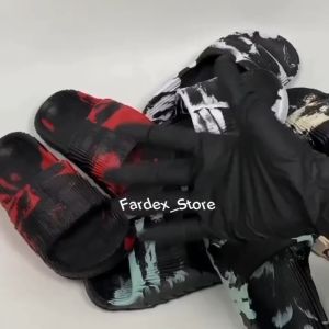 Sandal Slip-On Anak & Dewasa Cowok Adilette 30-44 Sendal Selop Laki-laki Loreng Sandal