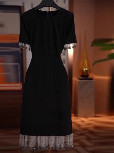 ชุดเดรสยาวทรงเอสีดำ เดรสทรงเอหรูหราสำหรับผู้หญิง ฤดูร้อน 2025 ชุดราตรีทรงเอหรูหรา ชุดคลุมศีรษะ แฟชั่นเกาหลี