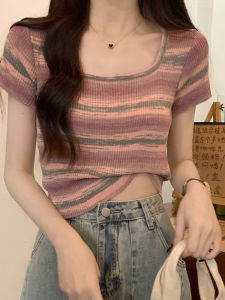 เสื้อยืดคอกว้างลายทางสำหรับผู้หญิง ทรงเข้ารูป แขนสั้น แฟชั่นฤดูร้อน แขนยาวปกติ เสื้อเชิ้ตทรงเข้ารูป