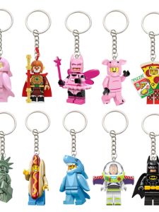 Draw Play Toy Figurine Shark-shaped Keychain Bag Charm Chain Student Graduation Gift