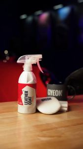 GYEON Q2 Leather Coat Redefined [500ml - Effective Leather UV Protectant & Conditioner Natural Matte Finish]