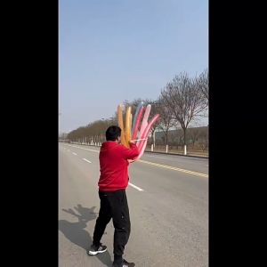 Boys and Girls Souvenir Party Funny Flying Magic Rocket Balloon For Kids Favors and Giveaways Long Balloons with Whistling Noise Colorful Balloons Outdoor Funny Game